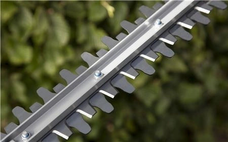 Taille-haies électrique EasyCut GARDENA - 450W - 9831-20 1 Taille-haies électrique EasyCut GARDENA - 450W - 9831-20